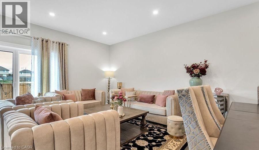 602 - 361 QUARTER Image 15