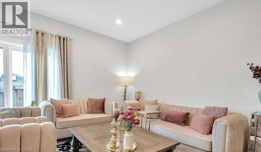 602 - 361 QUARTER Image 16