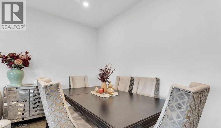 602 - 361 QUARTER Image 19