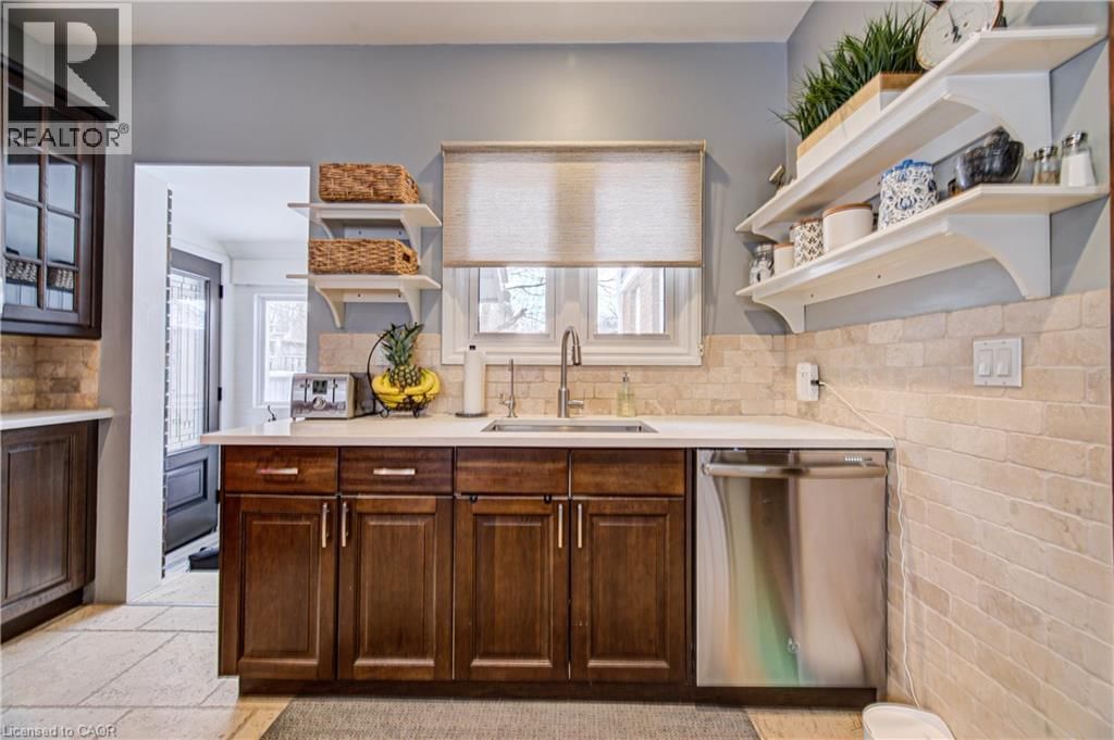 53 LINCOLN AVENUE Image 15