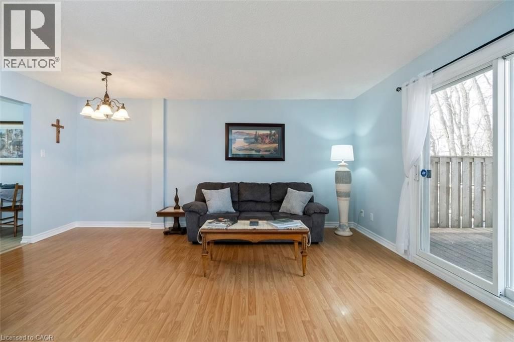 7 - 121 MORGAN AVENUE Image 13