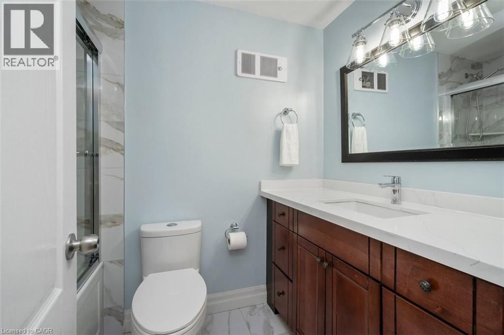 7 - 121 MORGAN AVENUE Image 20