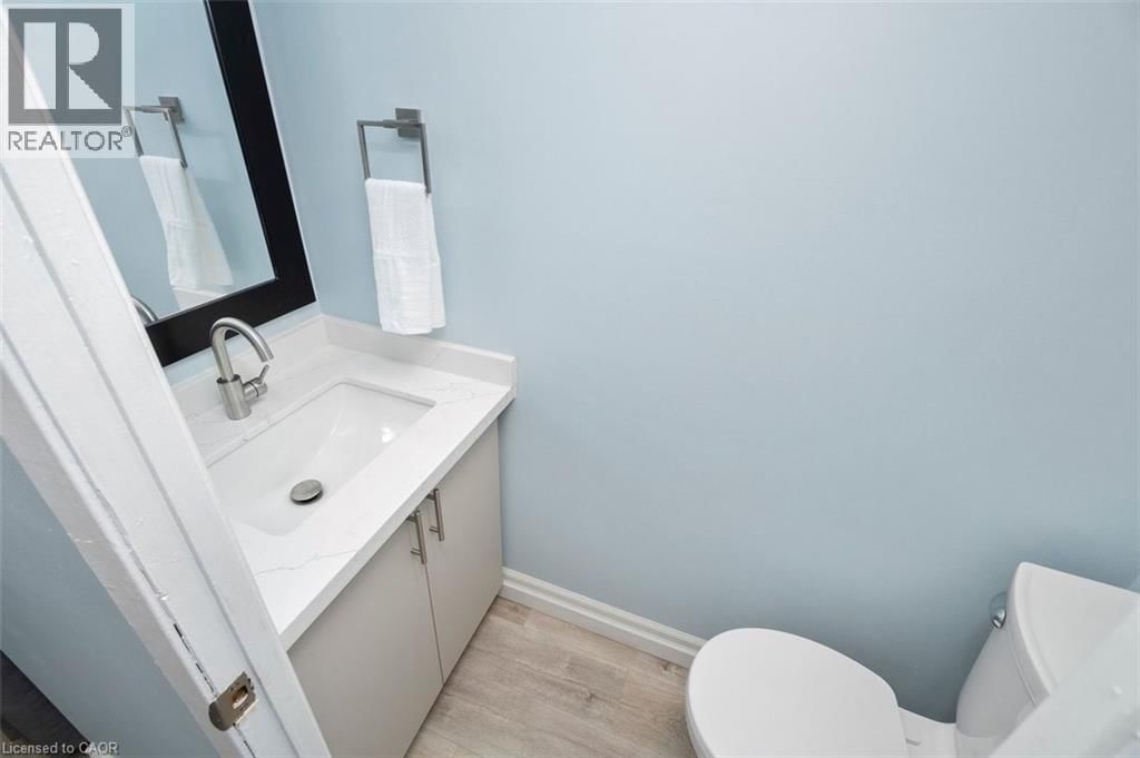 7 - 121 MORGAN AVENUE Image 28