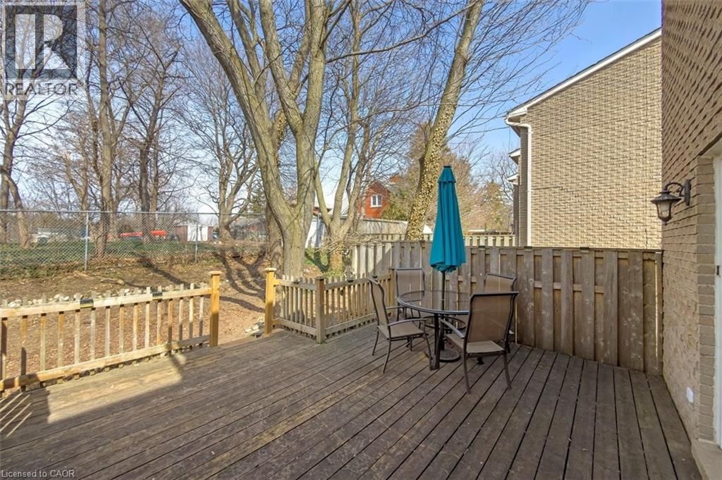 7 - 121 MORGAN AVENUE Image 30