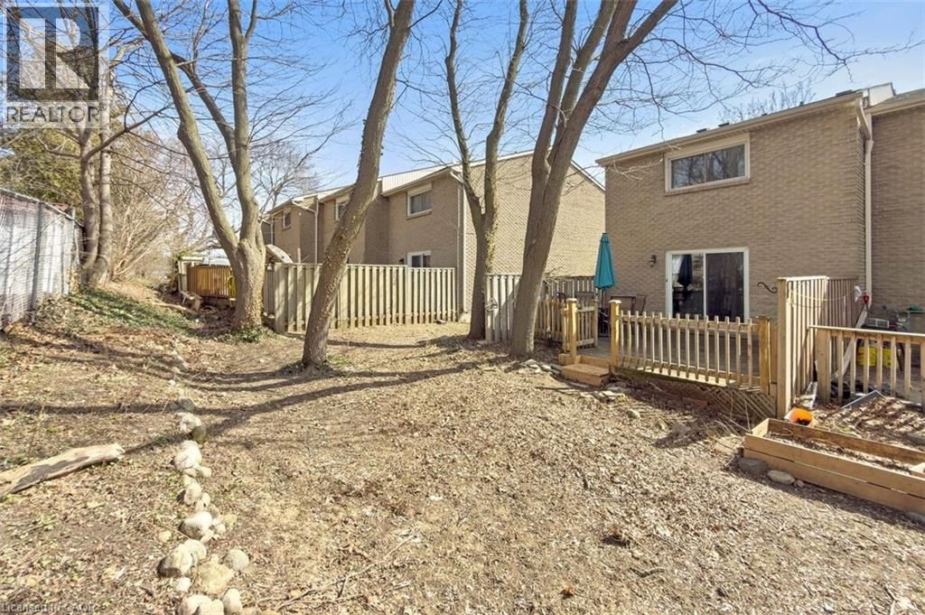 7 - 121 MORGAN AVENUE Image 33