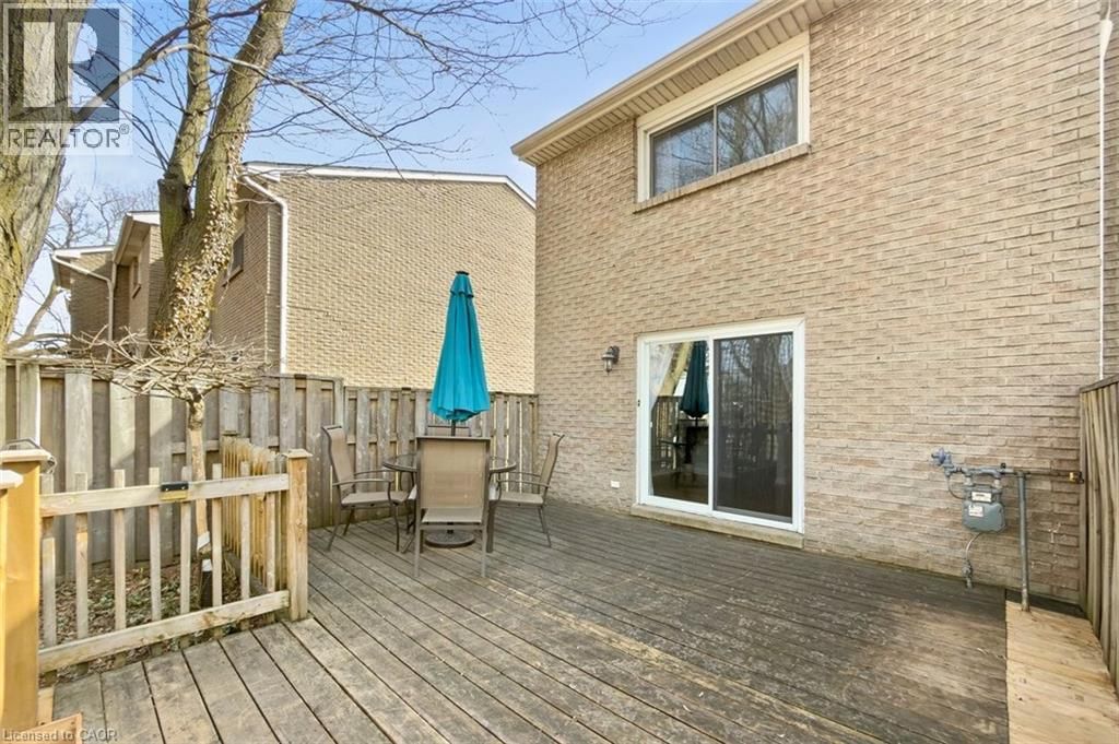 7 - 121 MORGAN AVENUE Image 34