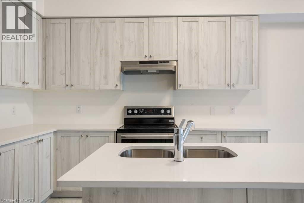 456 ADELAIDE STREET Image 13