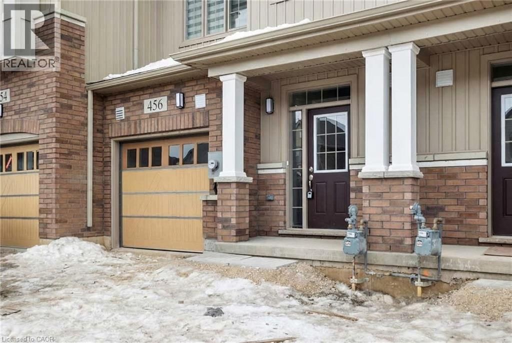 456 ADELAIDE STREET Image 2