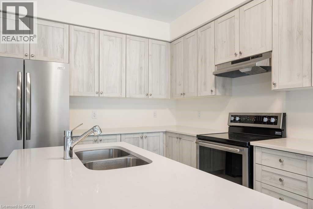 456 ADELAIDE STREET Image 8