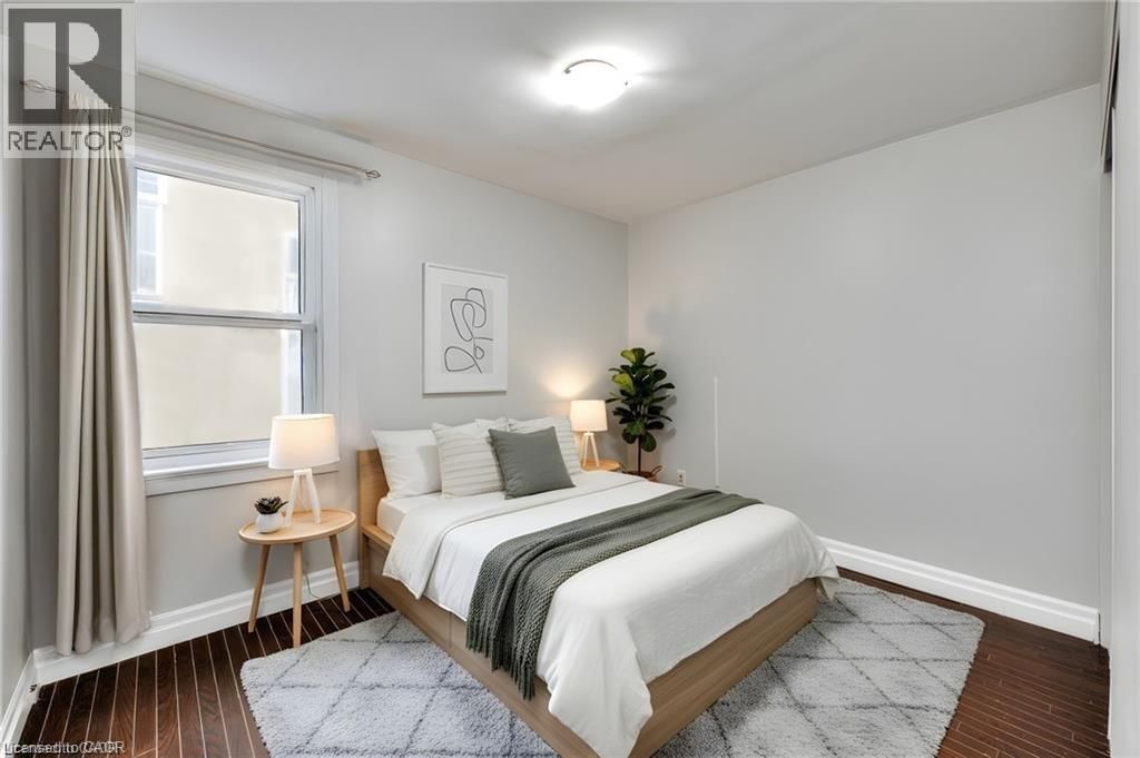 839 STIRLING AVENUE SOUTH Image 10