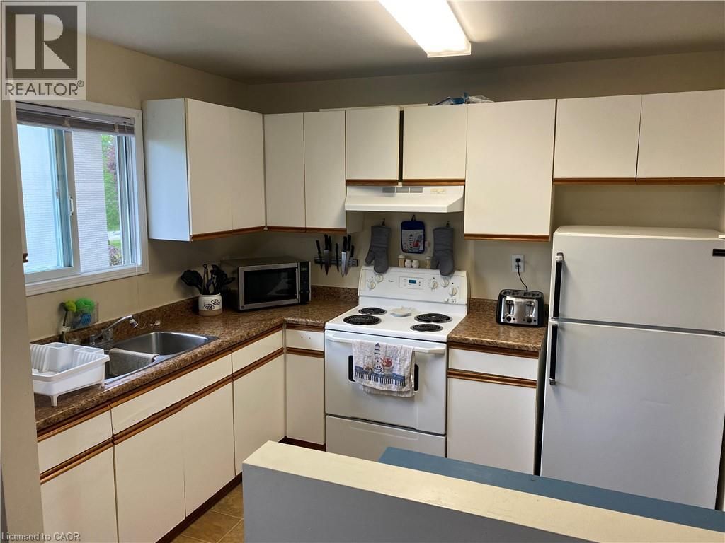 839 STIRLING AVENUE SOUTH Image 19