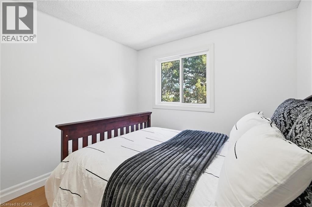 112 - 680 REGENCY COURT Image 24