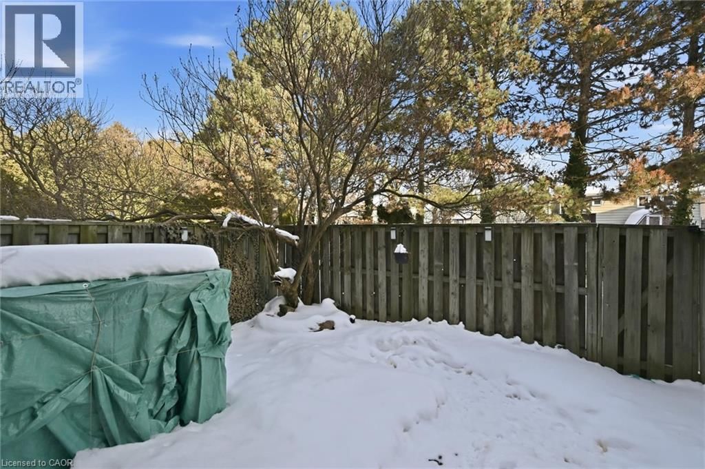 112 - 680 REGENCY COURT Image 36