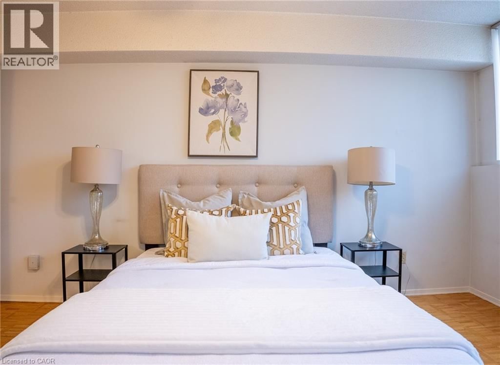 1103 - 3700 KANEFF CRESCENT Image 17