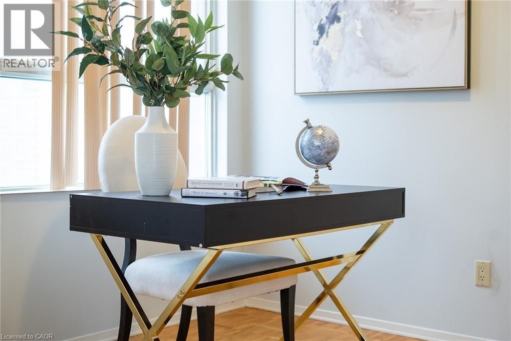 1103 - 3700 KANEFF CRESCENT Image 22