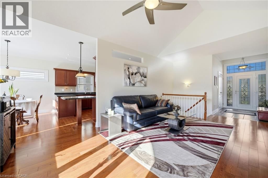 14 FISHER DRIVE Image 9