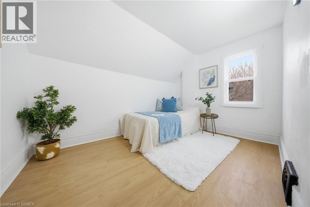 232 GREY STREET Image 18