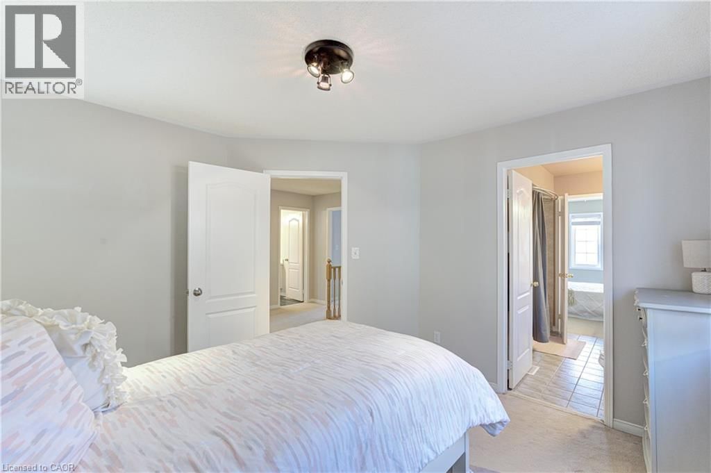 2142 MEADOWGLEN DRIVE Image 19