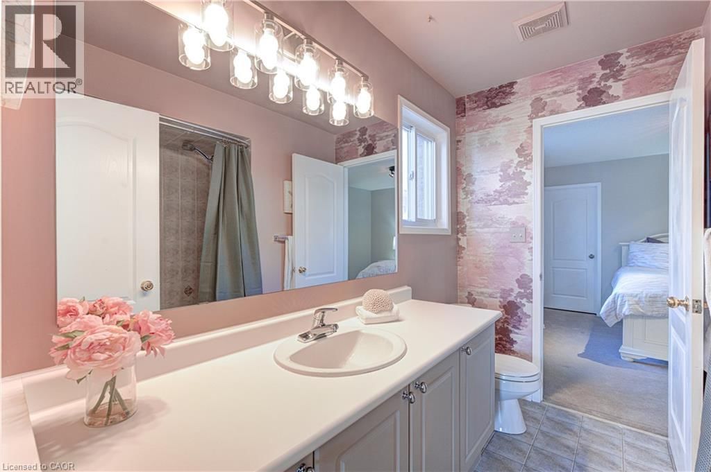 2142 MEADOWGLEN DRIVE Image 20