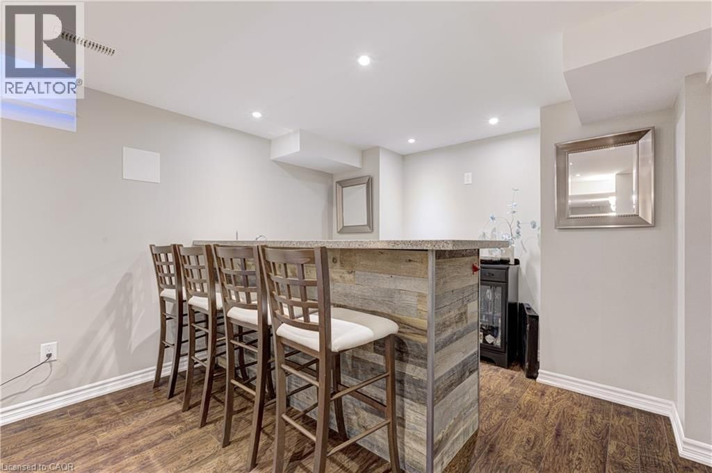 2142 MEADOWGLEN DRIVE Image 27