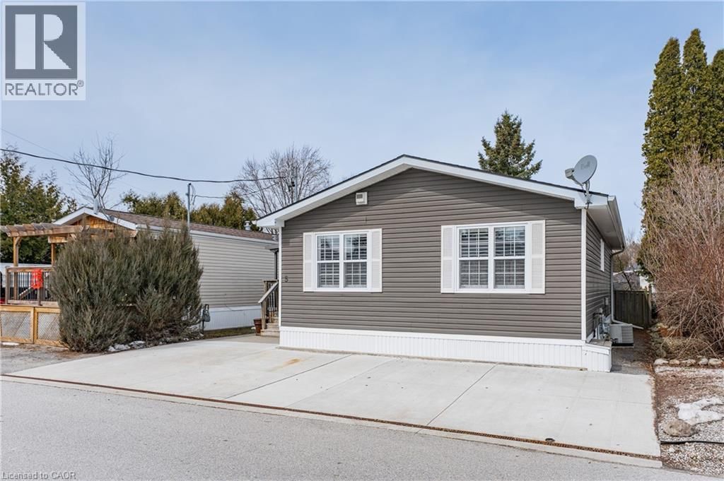 5 ELM STREET Image 2