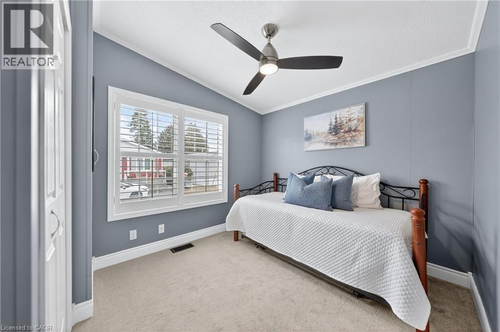 5 ELM STREET Image 20