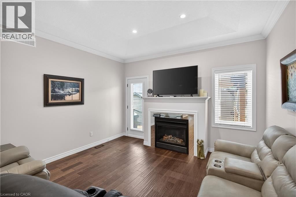 36 BANKS STREET Image 18