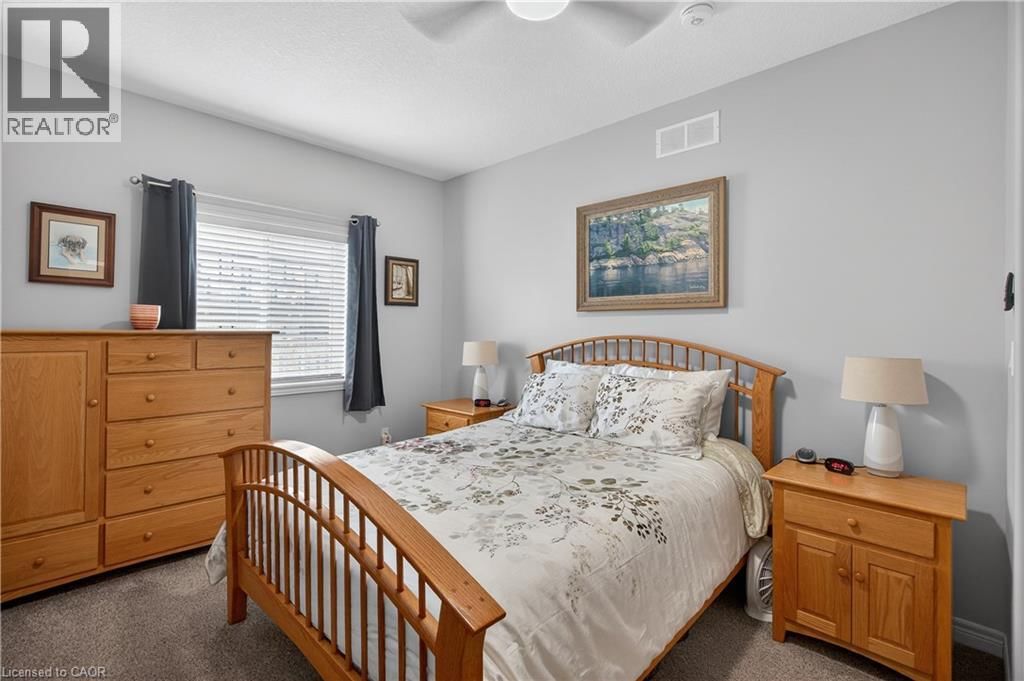 36 BANKS STREET Image 21