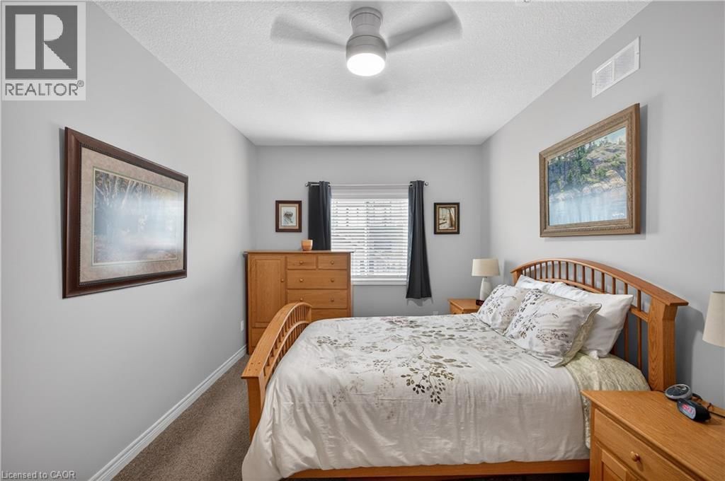 36 BANKS STREET Image 22