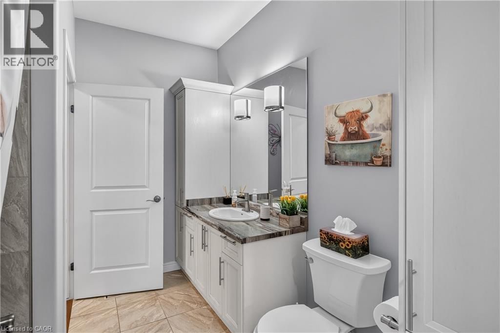 36 BANKS STREET Image 23