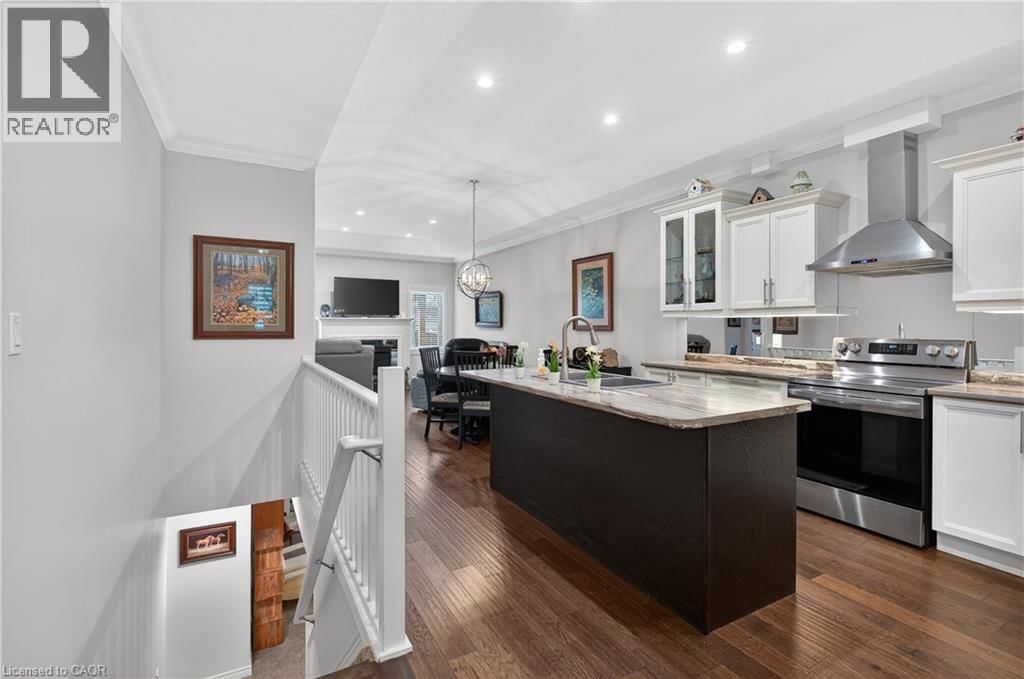 36 BANKS STREET Image 26