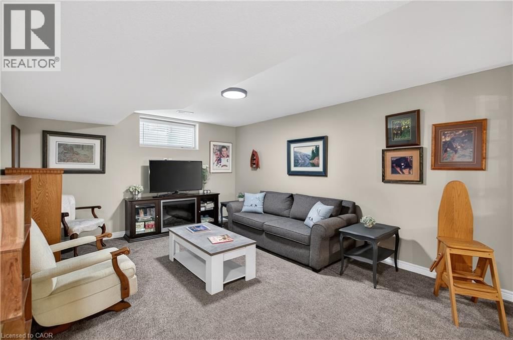 36 BANKS STREET Image 27