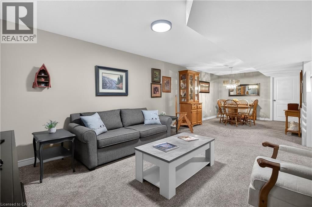 36 BANKS STREET Image 30