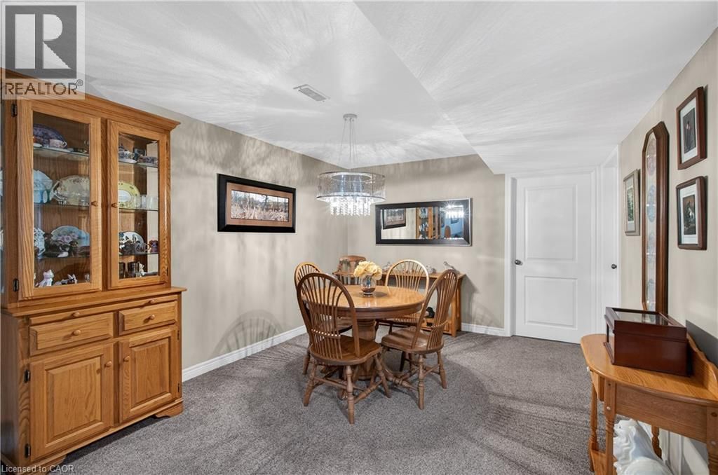 36 BANKS STREET Image 31