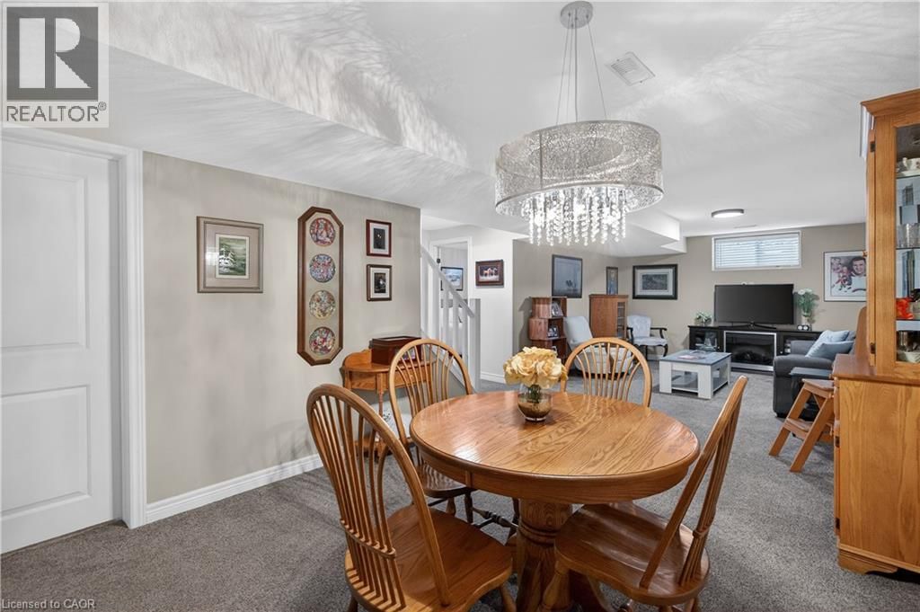 36 BANKS STREET Image 33