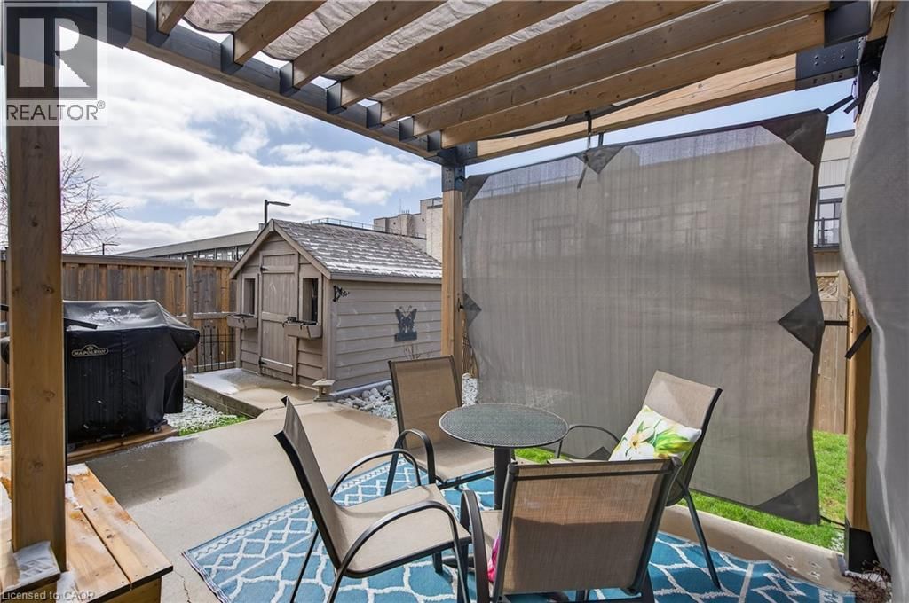 36 BANKS STREET Image 41