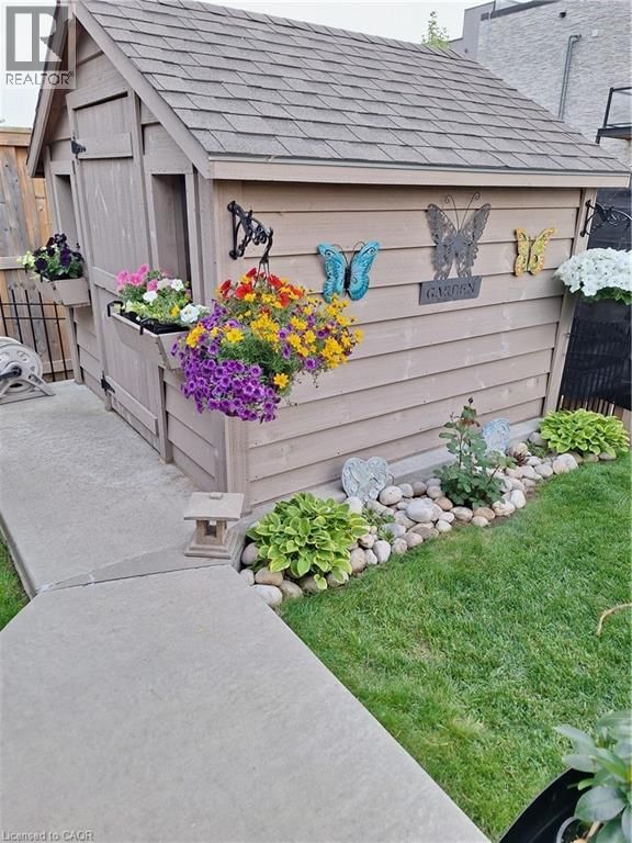 36 BANKS STREET Image 43