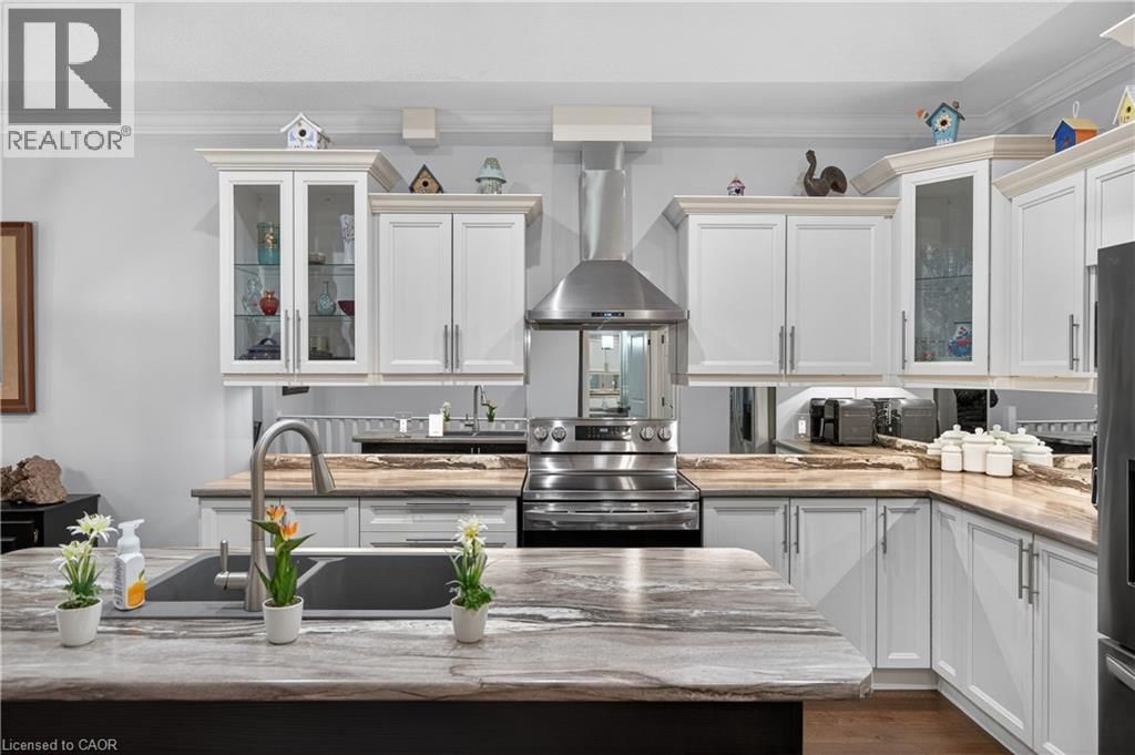 36 BANKS STREET Image 6