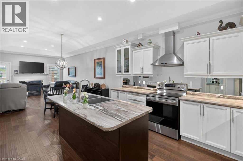 36 BANKS STREET Image 7