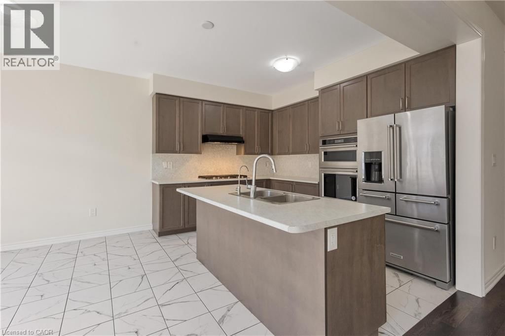 66 LISE LANE Image 12