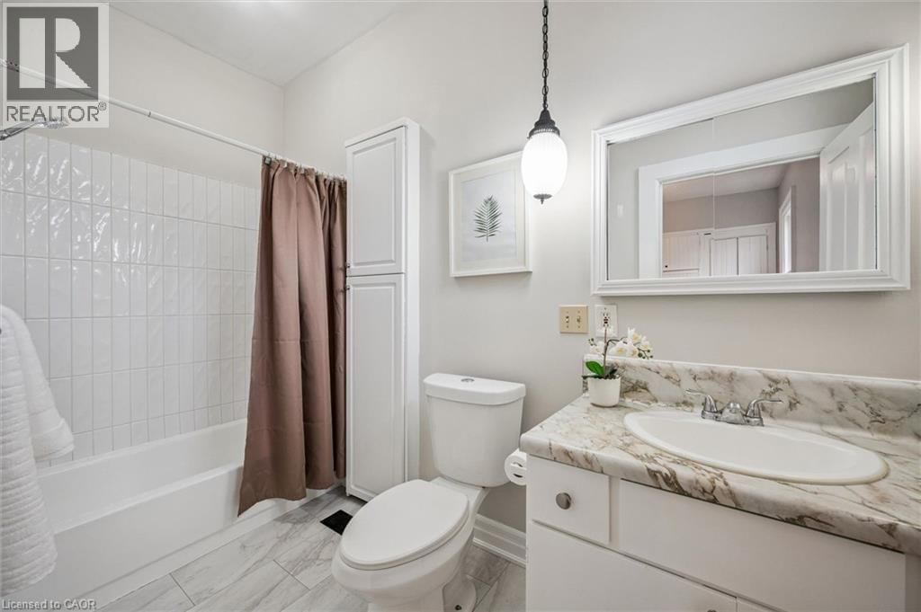 56 WALNUT STREET Image 16