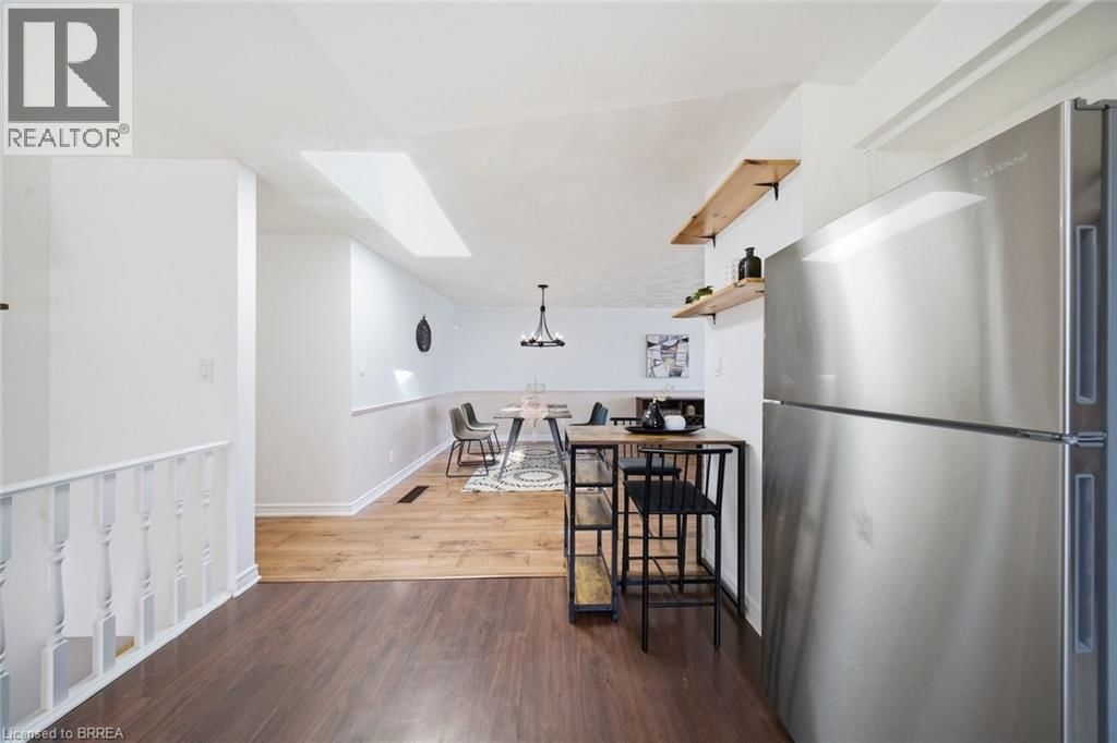 10 CLARA CRESCENT Image 12