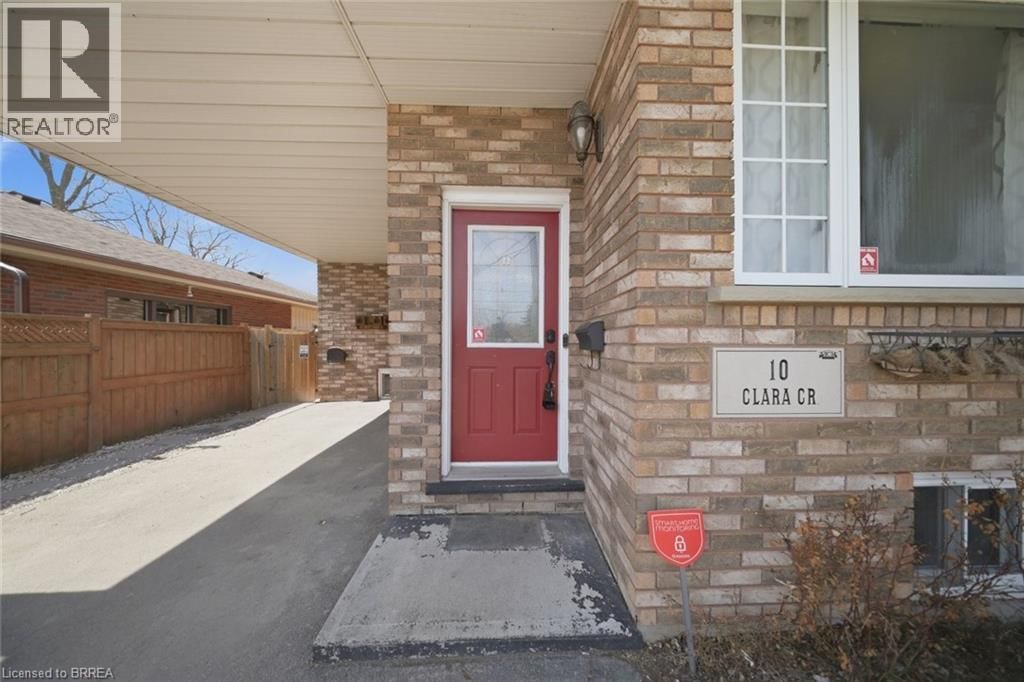 10 CLARA CRESCENT Image 5