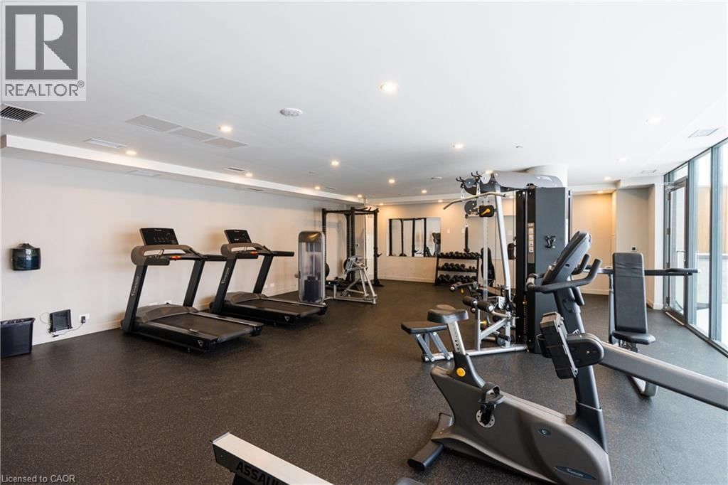 209 - 859 THE QUEENSWAY Image 31