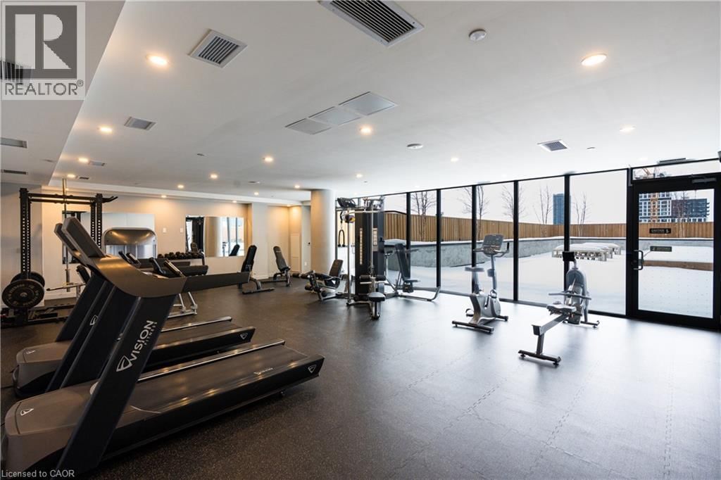 209 - 859 THE QUEENSWAY Image 32