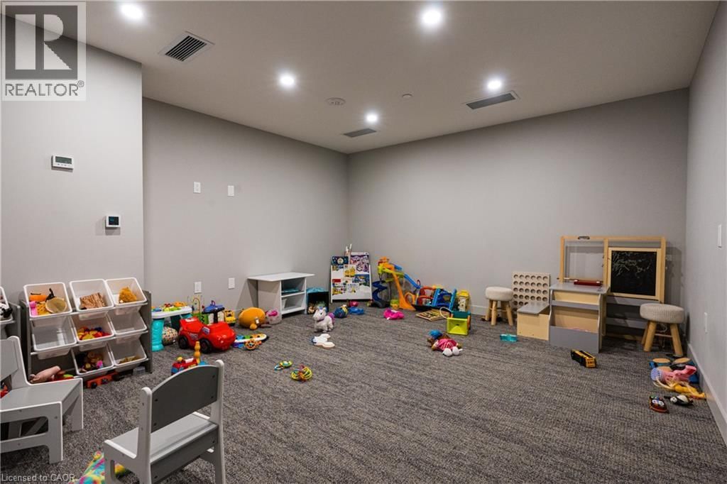 209 - 859 THE QUEENSWAY Image 35