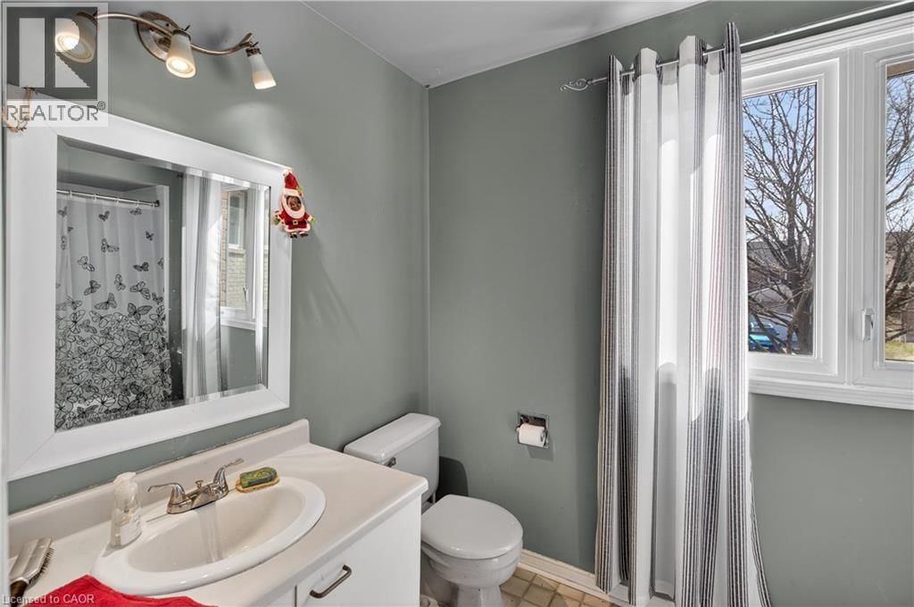 11 GIFFIN ROAD Image 37