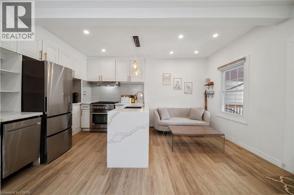 67 GLENDALE AVENUE NORTH Image 14