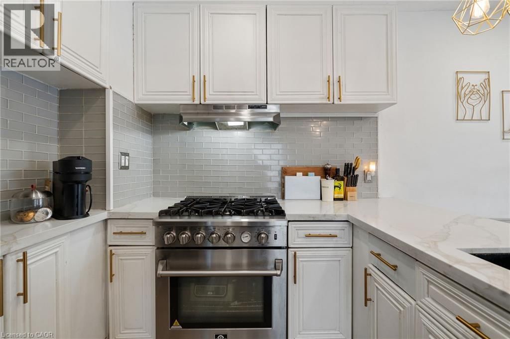 67 GLENDALE AVENUE NORTH Image 18