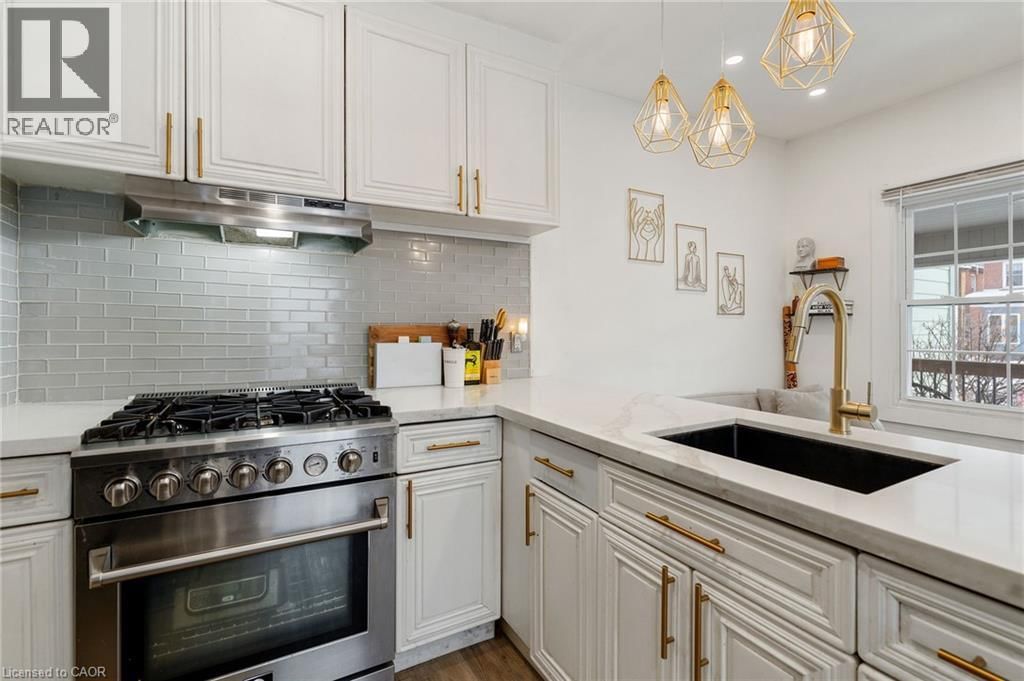 67 GLENDALE AVENUE NORTH Image 20